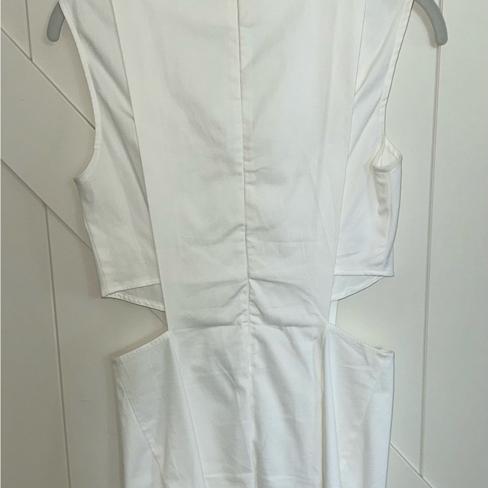 My Beachy Side “Marin” Mini Dress – White (Size S) - Picture 6 of 6